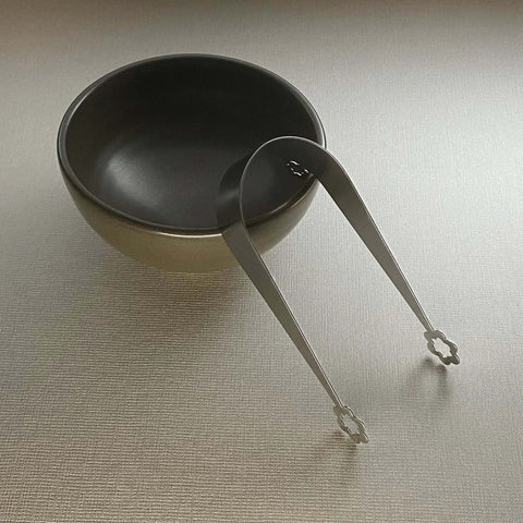 Flowers serving tongs