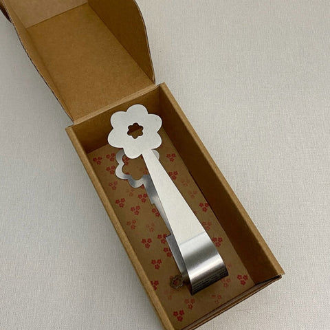 Kaleidoscope serving tongs