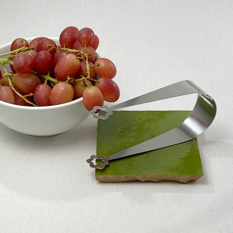 Flowers serving tongs