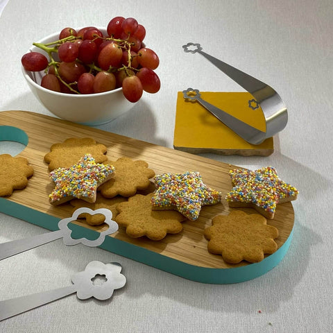 Flowers serving tongs
