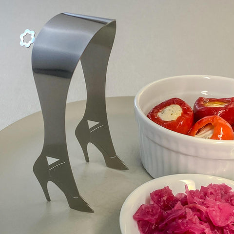 The High Heel serving tongs